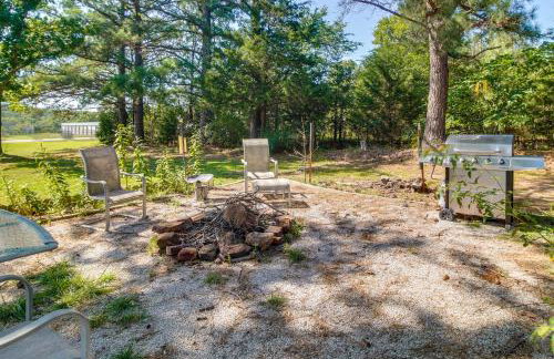 Cookson Vacation Rental with Spacious Yard and Porch! - Foto 24