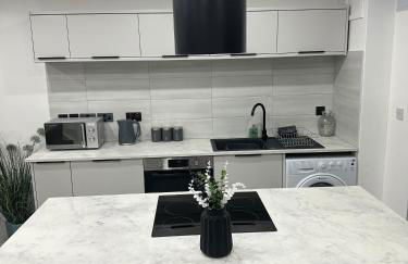 Lewys Tai Bach - Photo 2