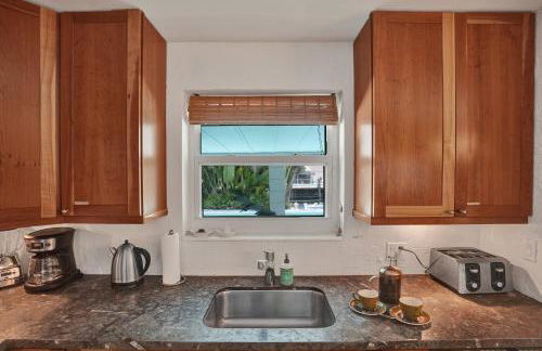 New! Waterfront Heated Pool, Fishing Pier, Designer Touches, 2mi to Beach - Photo 38