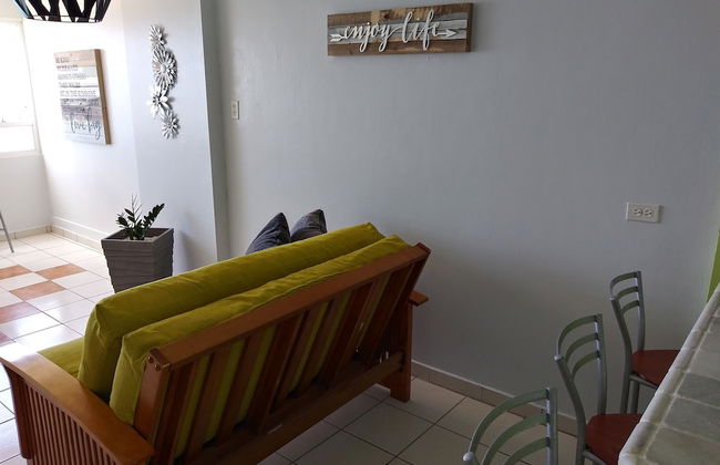 Breezy Beachfront apt. View of Paradise - Photo 9