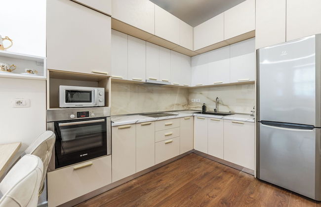 Marina Luxury Apartment - Photo 13