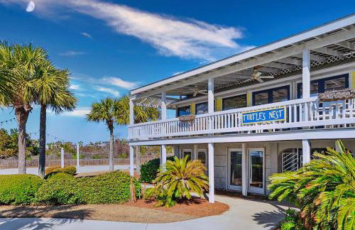 Beachfront Saint Helena Island Condo with Amenities! - Foto 24
