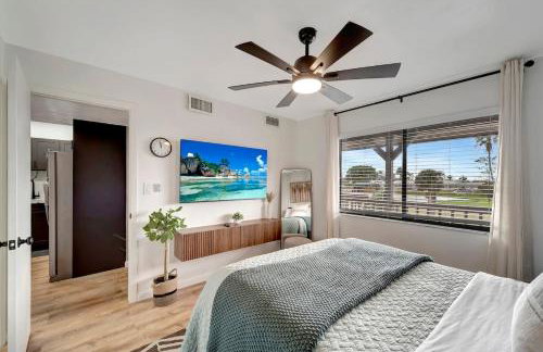 LakeView Fresh and New Bass N Sun King Bed Pool - Photo 5