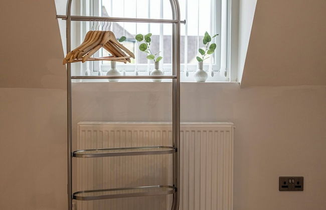 Bright&Spacious 3BD in Centre of Bourton - Photo 15