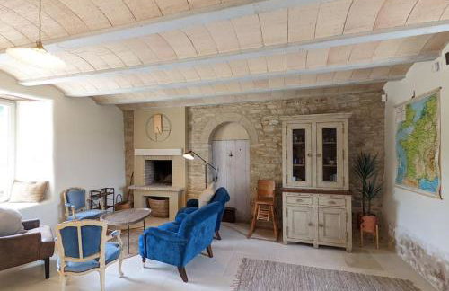 Maison typique bretonne avec toit de chaume - Foto 8