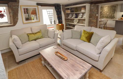 Woodbine Cottage - Photo 8