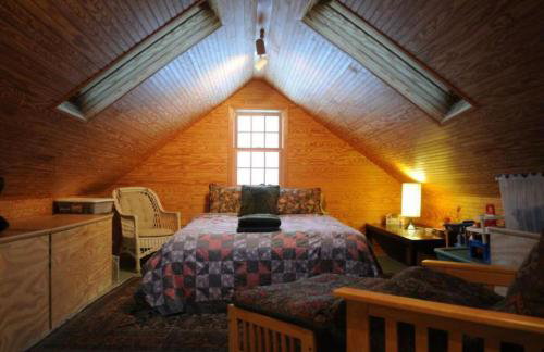 Impressive Cabin with a Pool and Hot Tub Ideal for Weekend Getaways in the Catskills - Foto 38