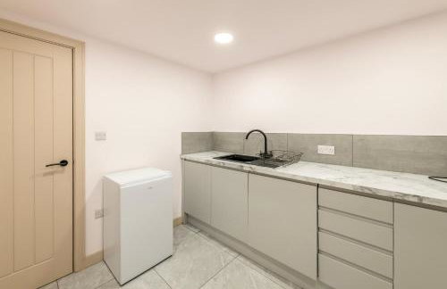 Newly Refurbished Medway with FREE PARKING by Prescott Apartments - Foto 9