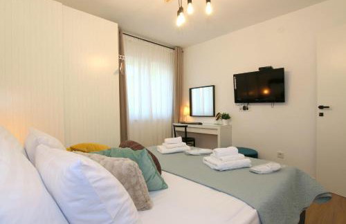 Apartments Tona - Foto 9