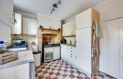 West Street House with Free Parking, Smart TV and Fast Wifi by Yoko Property - Foto 11