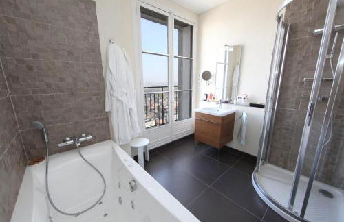 Le 360 TOUR PERRET 19eme PANORAMA 4 ETOILES - Foto 24