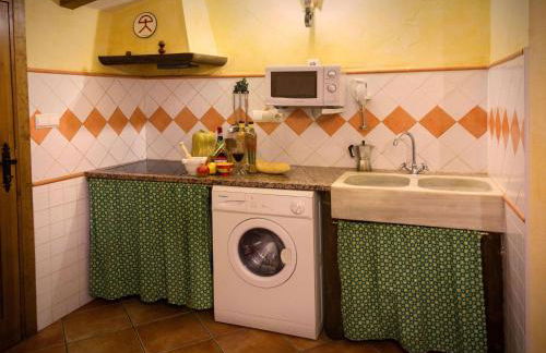 Holiday Home in Laroya With Pool & BBQ - Foto 8