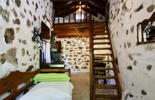 Angela's River Paradise Cottages - Photo 10