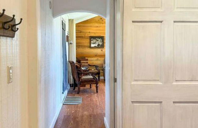 Wagon Wheel Cottage Couples Getaway in the Country - Foto 14