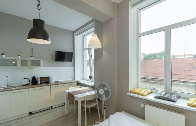 Stories Hub - Photo 26