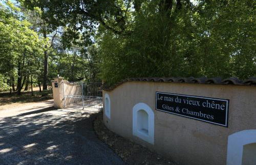 Le Mas du Vieux Chene - Foto 7