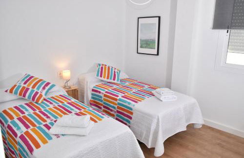 Spectacular Apartment 8 pax/4 rooms & Free Parking - Photo 17