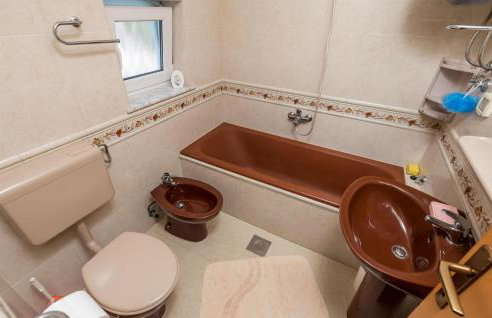 Stunning Apartment In Punta Kriza - Foto 24