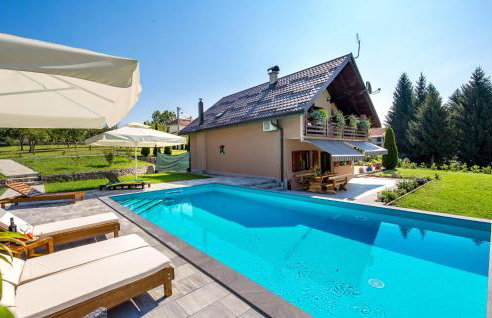 Three-Bedroom Holiday Home In Slunj - Foto 1