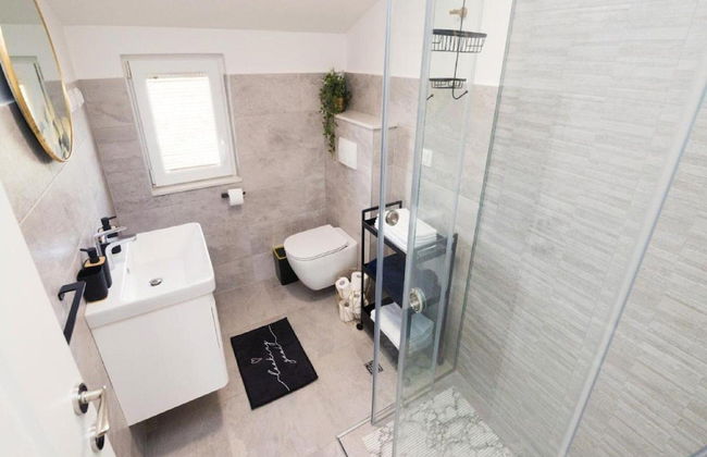 Apartments Mistral - Three Bedroom Apartment With Balcony and Shared Pool - Foto 18