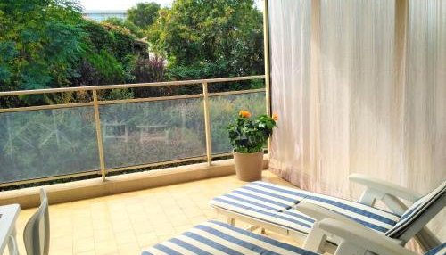 Foto 1 - Appartamento a Antibes con giardino e vista giardino