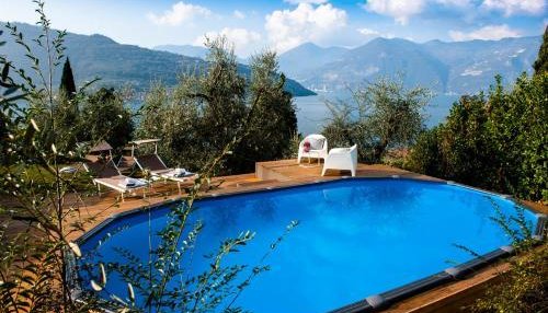 Foto 1 - Villa a Sale Marasino con piscina privata e vista lago