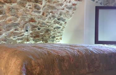 Elata Stone House - Photo 18