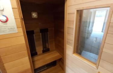 die rote Ente - Foto 33