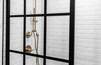 King Bed, Fiber Internet, Heart of Bangor, 50 Roku TV, Room # 208 - Foto 9