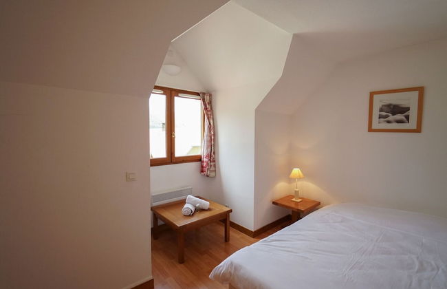 Holiday Home in Haute-savoie Near Lake Annecy - Photo 4