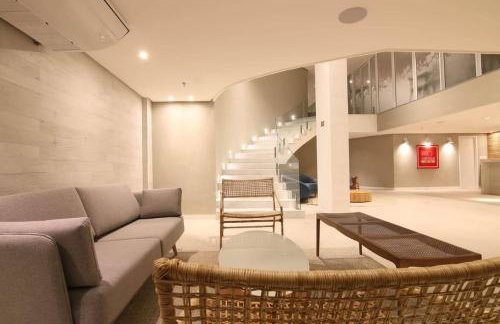 Flat Aconchegante Edifício Royale Cabo Frio - Passagem - Praia do Forte - Foto 22