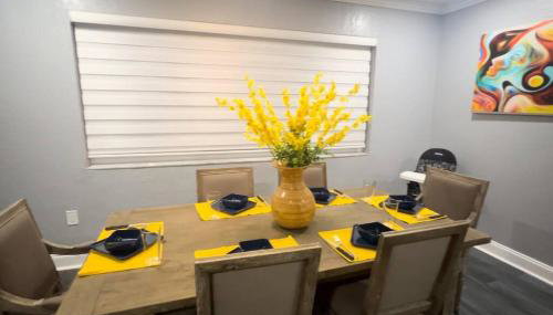 King Bed, 3 miles to Stadium - Foto 4