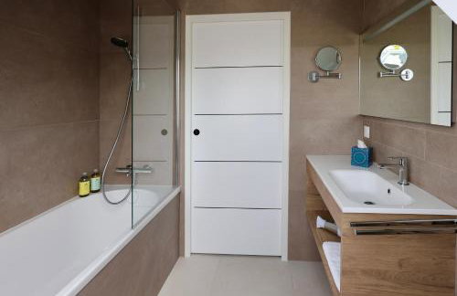 TRILIV 1 - Accès Piscine 25m & Jacuzzi - Photo 36