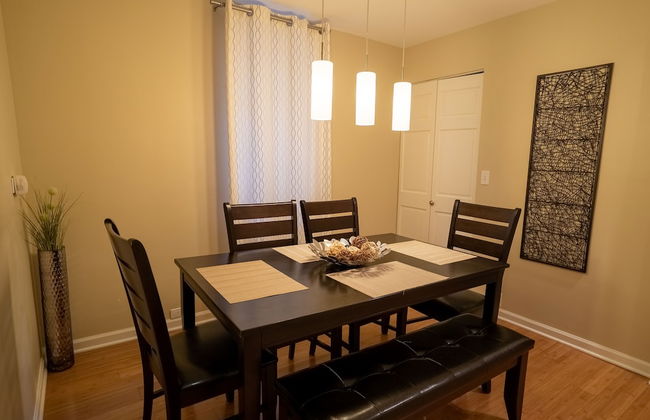 Lincoln Park Suites Operated by Roscoe Village Guesthouse - Foto 46