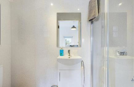 East View, a stunning home from home in St Helens, sleeps 6. - Photo 19