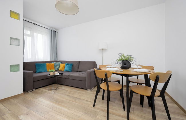 Apartment Near Airport Warsaw by Renters - Foto 1
