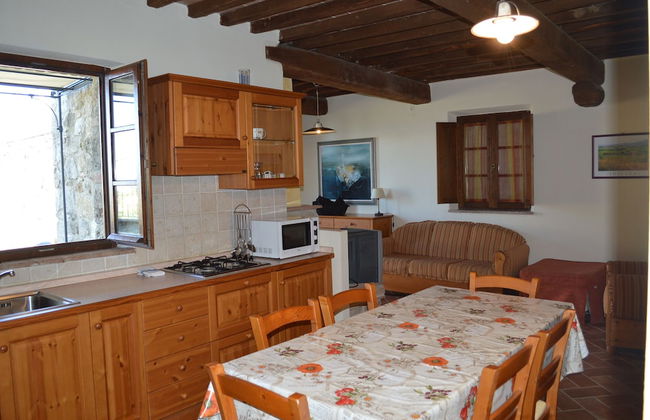 House With Private Garden in the Crete Senesi - Photo 7