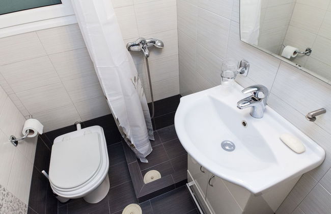 Vironas Chic Sleek Modern Studio - Foto 17