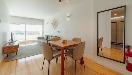 Porto Panoramic Views With Terrace by Vacationy - Foto 5