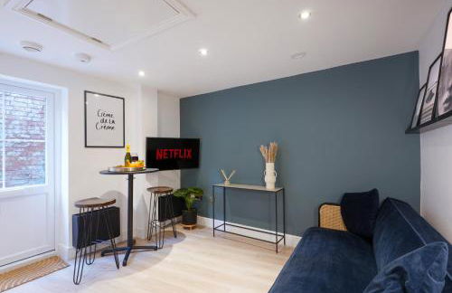 Boutique Apartment - City Centre - Free Parking, Fast Wifi and Smart TV by Yoko Property - Foto 7