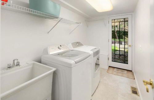 Family Retreat w Lake & Mt & City View Gym MI - Foto 40