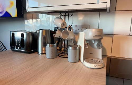 Beach Court Ground Floor - Cosy Apartment with Sea Views - Photo 7