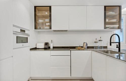 Golden Mile Lux Sea View Suite with Balcony - Foto 6