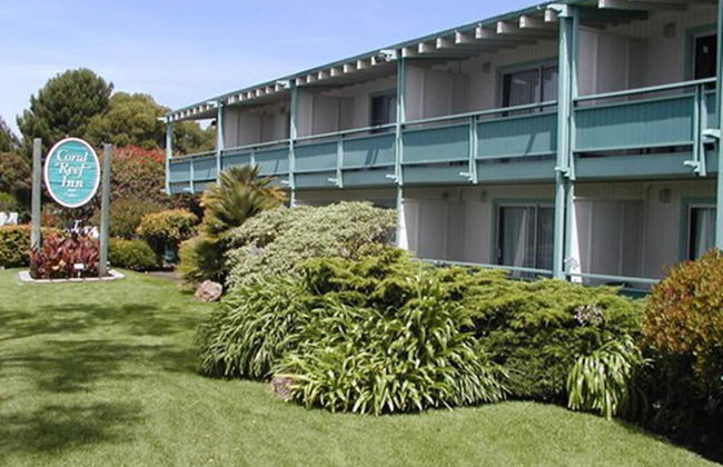 Coral Reef Inn & Suites - Foto 49