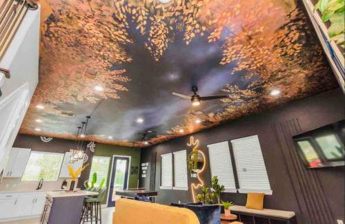 CAMP OUT - Big Backyard - 5mins To Downtown - Foto 3