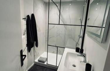 LOUBATIERE, Superbe Appartement rénové au Coeur de la Station - Foto 6