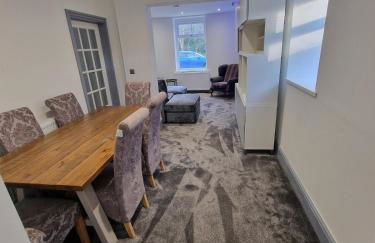 Stunning Modern Riverside Cottage - Photo 15