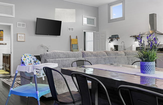 The Waterfront - Waterslide Game Room Sleeps 26 - Foto 19