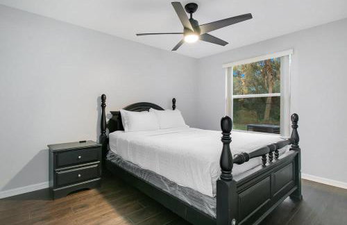 Familiar Retreat with Resort Access Near Disney - Foto 20