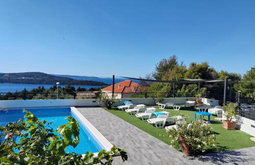 Villa Confido - Luxury 3BR Apartment with Private Pool near Trogir - Foto 4